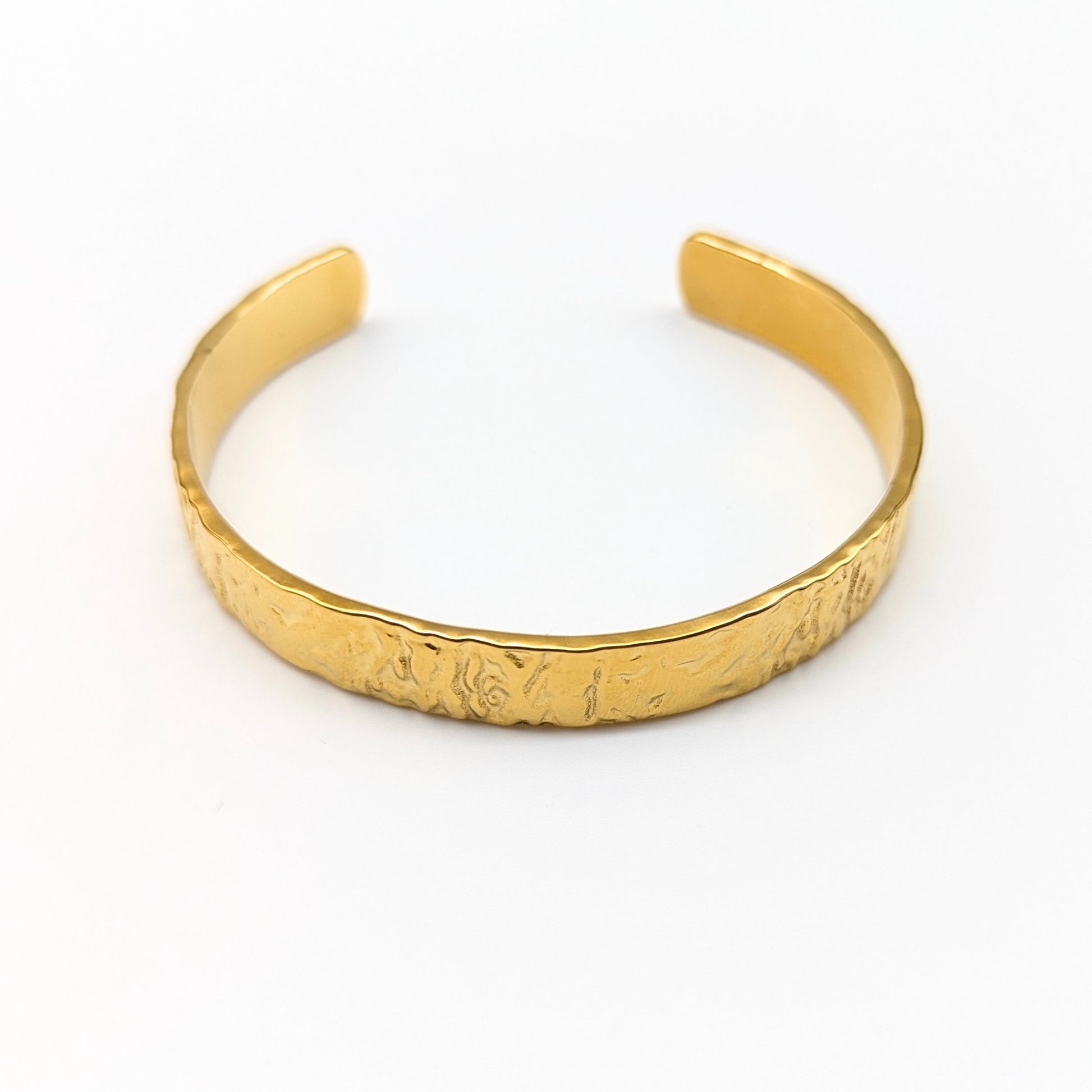 Shiny gold textured cuff bracelet